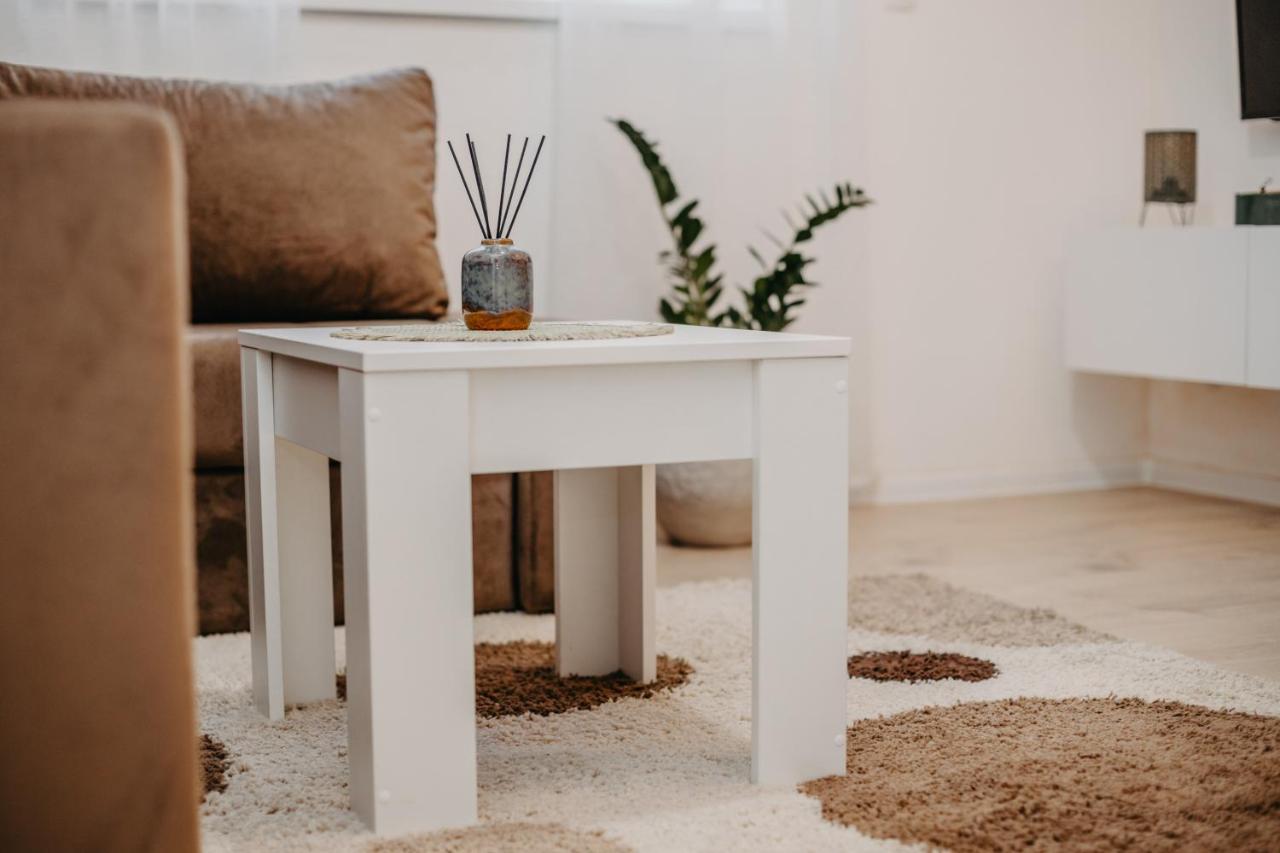 Ferienwohnung Stan Na Dan Flora Nevesinje Exterior foto