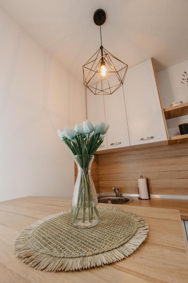 Ferienwohnung Stan Na Dan Flora Nevesinje Exterior foto